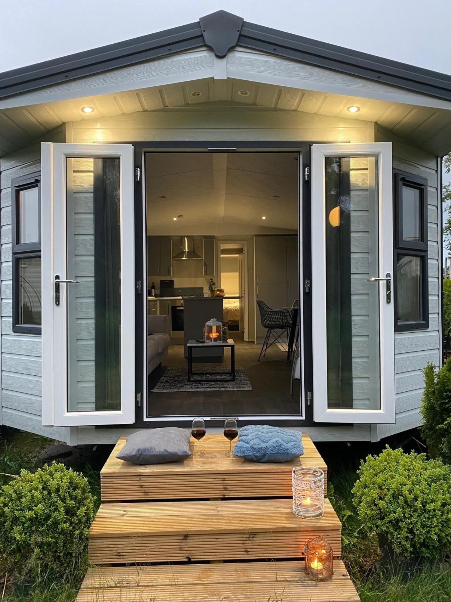 Natur Pur, O4 Neues Ferienhaus Natureingebunden, Familien- Und Hundefreundlich Eingezaeunt Callantsoog Exterior foto